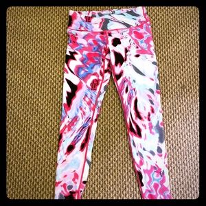 Gorgeous leggings in excellent condition.